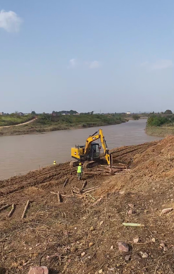 成都打松木樁施工團隊-河道打木樁施工前準備工作?