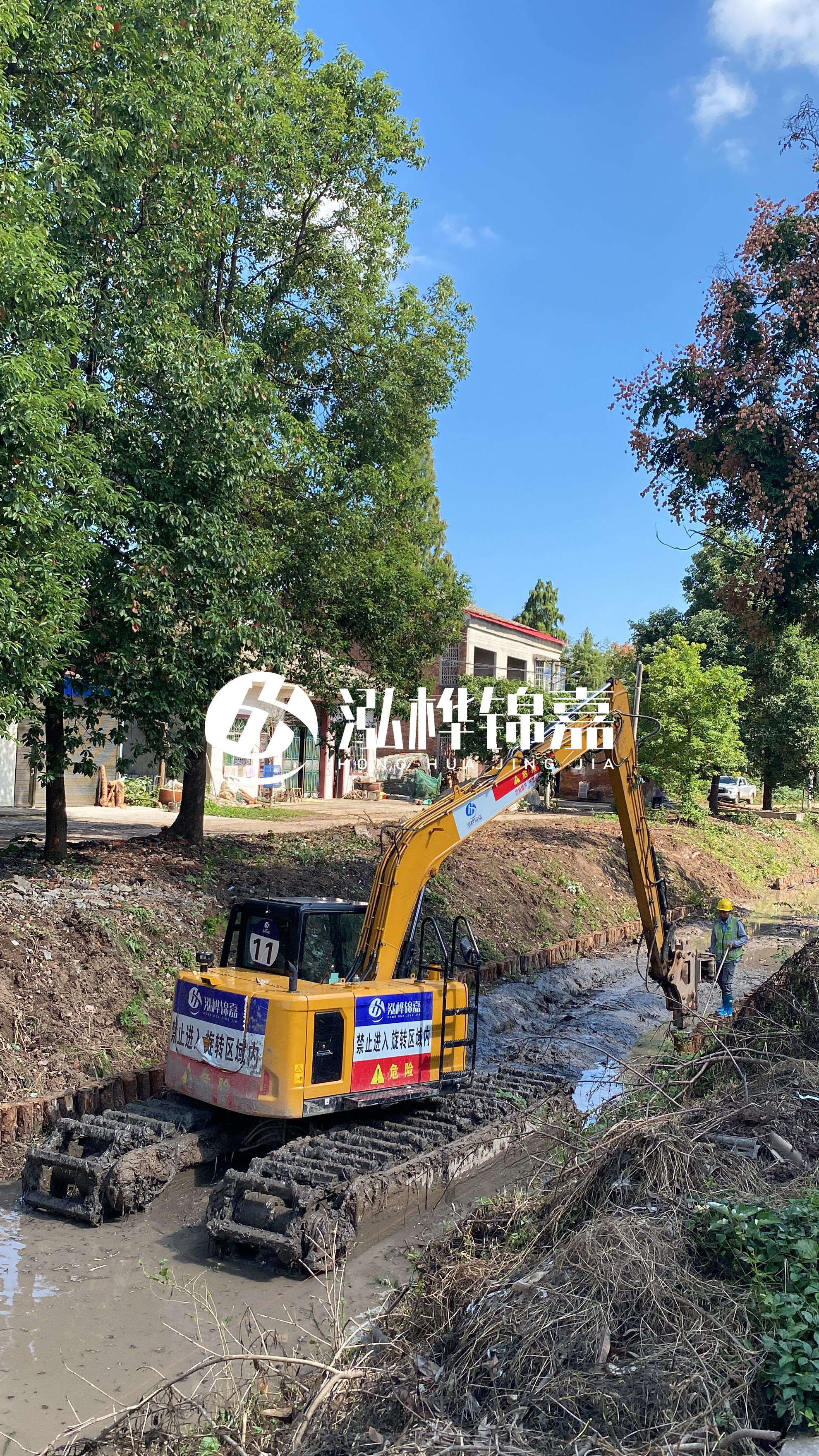 衡水挖機打木樁專業施工-農村建房打樁選松木樁好嗎?