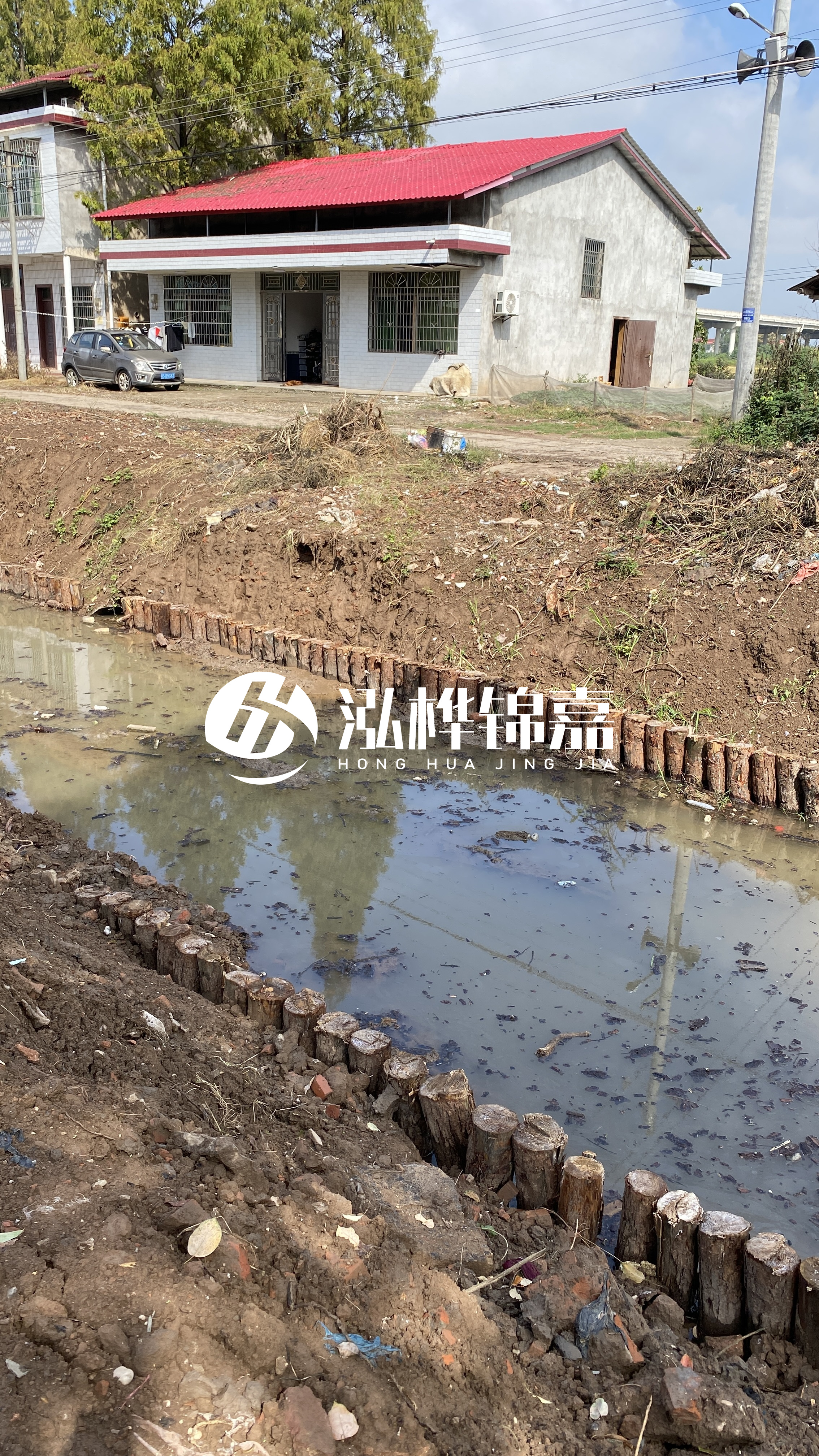 宿州挖機打木樁專業施工-打防汛木樁能否提高河道的防洪能力?