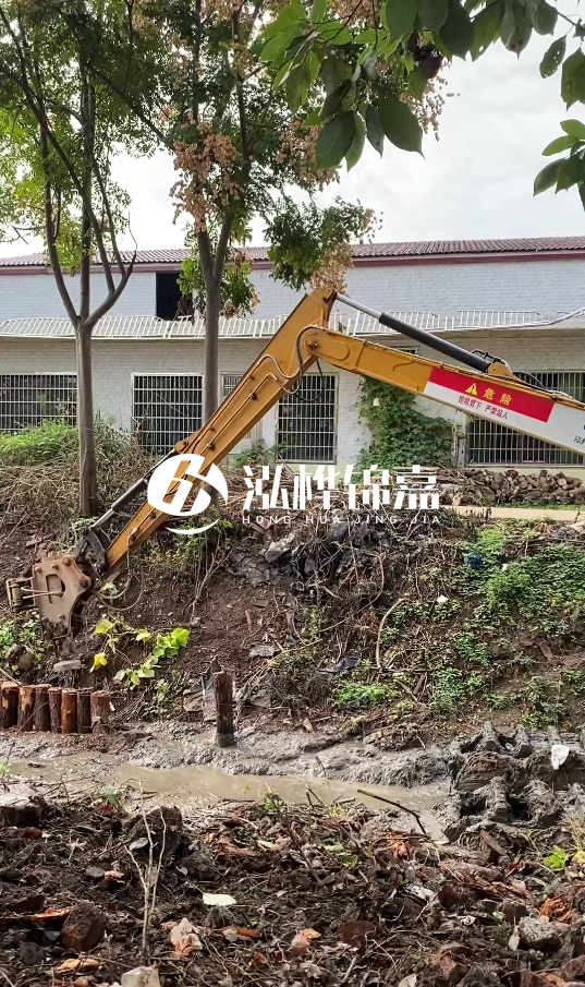 駐馬店挖機打木樁專業(yè)施工- 河道打木樁后木樁腐朽怎么防治?